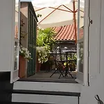 La Terrazza Di Vico Olivi B&B 벤티밀리아