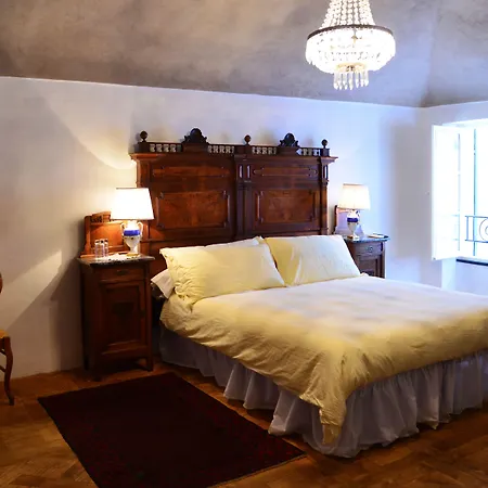 Frühstückspension La Terrazza Di Vico Olivi 4*